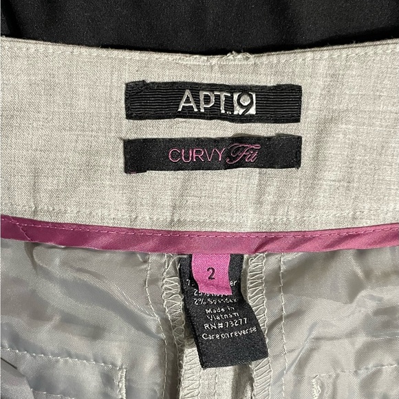 Apt. 9 Women's Gray Curvy Fit Straight Leg Trousers, Sz 2, Excellent Condition - Picture 6 of 16